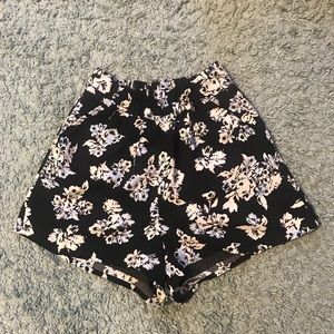 High waisted fashion shorts